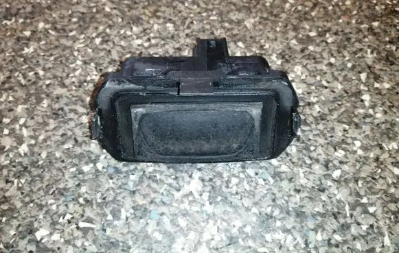Renault Laguna II Tailgate opening switch 98091103