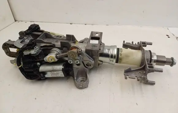 BMW 6 F12 F13 Steering wheel axle 6787926