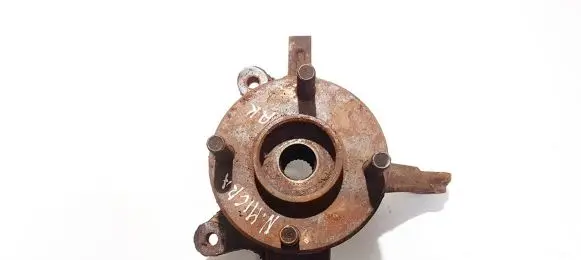 Nissan Micra Front wheel hub
