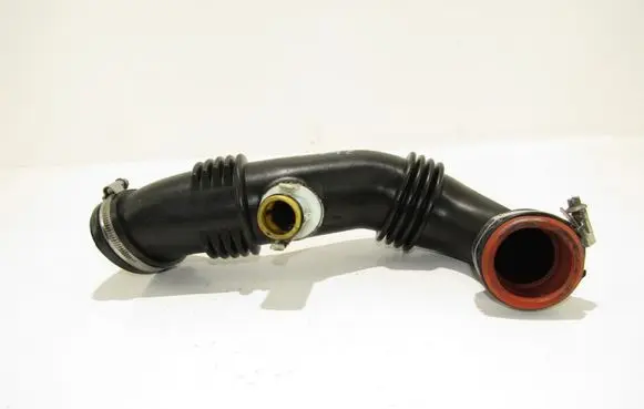 Peugeot 207 Intercooler air channel guide 9656953680