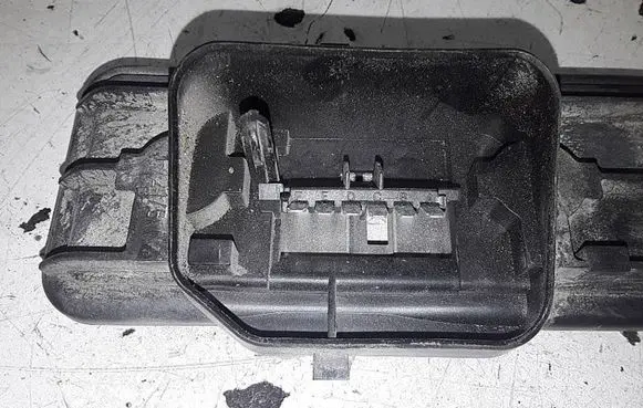 Opel Astra G Tail light bulb cover holder 393204
