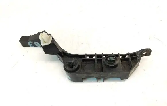 Honda Accord Fender mounting bracket
