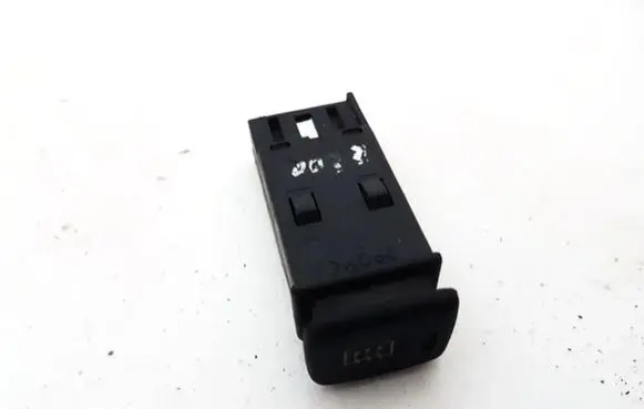 Windscreen/window heater switch