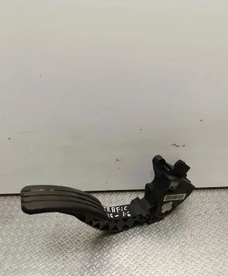 Renault Trafic III (X82) Accelerator throttle pedal 180020024R