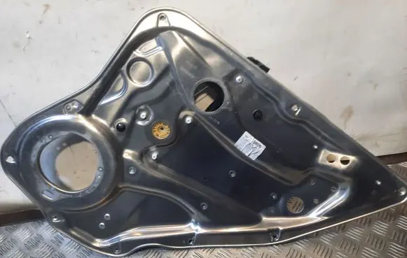 Mercedes-Benz E W212 Rear window lifting mechanism without motor A2125407205