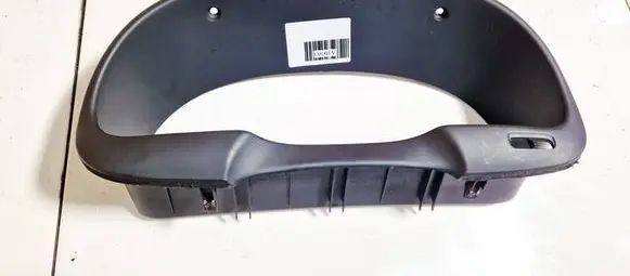 Hyundai Santa Fe Dashboard trim 848312b000 84831-2b000