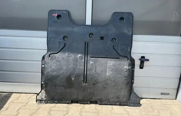 Engine splash shield/under tray