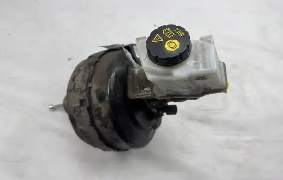 Skoda Octavia Mk3 (5E) Brake booster 5Q2614105BJ 5Q2614105