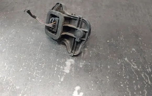 Volkswagen Golf V Tail light bulb cover holder 1K6945257