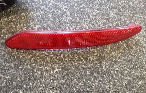 Chrysler 200 Rear tail light reflector
