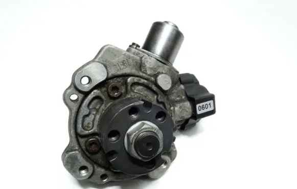 Volkswagen Cross Polo Fuel injection high pressure pump 28260092 03P130755 0038089DFR