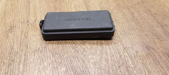 Lexus RX 450H Fuse box cover 8266248280
