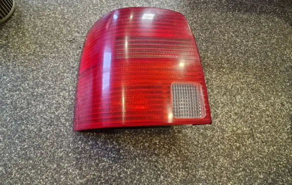 Volkswagen PASSAT B5 Rear/tail lights
