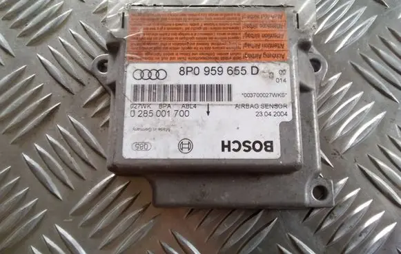 Audi A3 S3 8P Airbag control unit/module 8P0959655D 0285001700 8P0959541