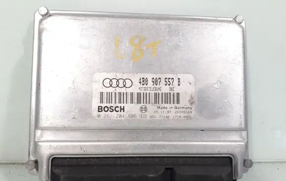 Audi A6 S6 C5 4B Engine control unit/module 4B0907557B 0261204806