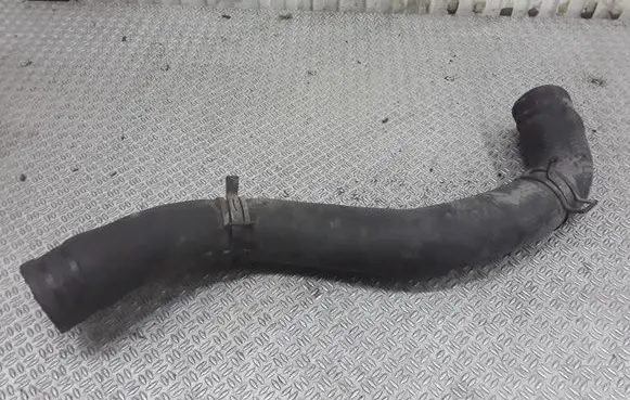 Toyota Avensis Verso Engine coolant pipe/hose