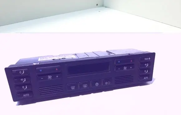 BMW 7 E38 Climate control unit 6901314