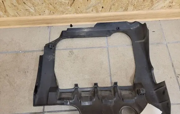 Volkswagen PASSAT B6 Other engine bay part