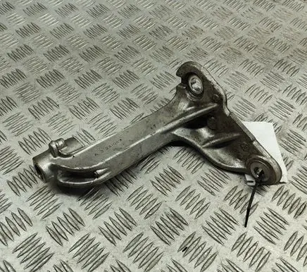 Nissan Juke II F16 Engine mounting bracket 548519790R