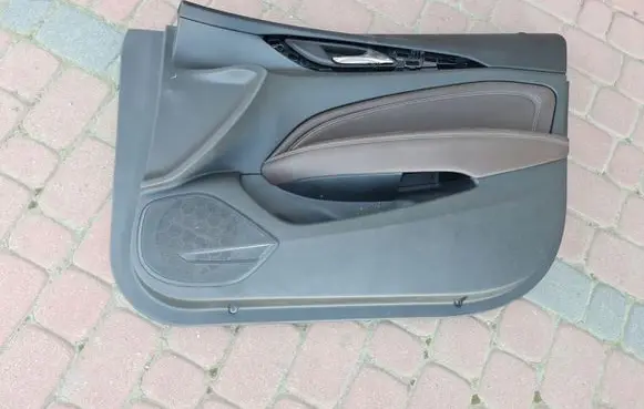 Opel Insignia B Front door card panel trim