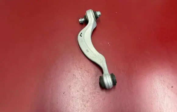 BMW X3 G01 Rear control arm 6871011 33326871011