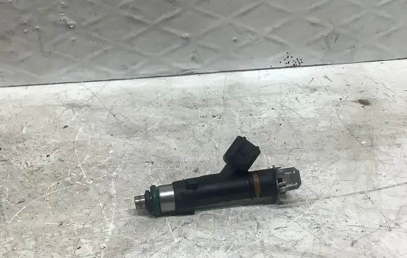 Ford Mondeo MK IV Fuel injector 0280158105 7L5GAB