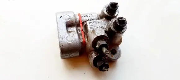 Subaru Legacy Air suspension compressor 8Y3330