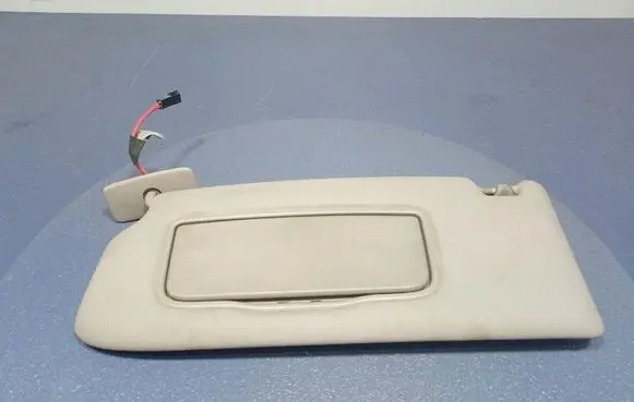 Sun visor