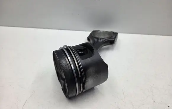 Mercedes-Benz E W124 Piston with connecting rod A6010302117 6010302117 A6010302217