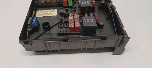 Volkswagen Golf VI Fuse module 1K0937125C 1K0937629A