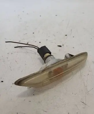 BMW 5 E60 E61 Front fender indicator light 71657411