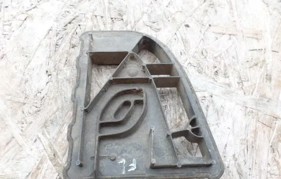 Renault Laguna II Front bumper mounting bracket 185802