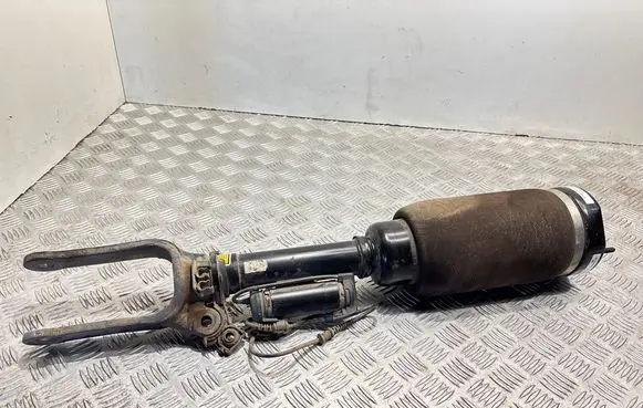 Mercedes-Benz R W251 Front air suspension shock absorber 15140009713 0913007157182220 B4LF1Z005A09