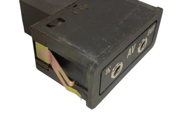 BMW X5 E53 AUX in-socket connector 8368346