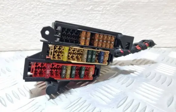 Audi A5 Sportback 8TA Fuse module 8K2971845A