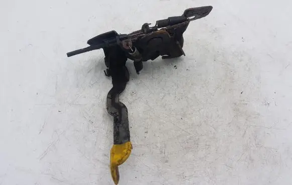 Chrysler Pacifica Engine bonnet/hood lock/catch NOCODE