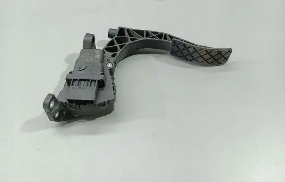 Audi A6 S6 C6 4F Accelerator throttle pedal 4F1721523B