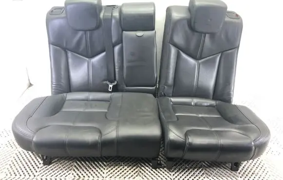 Alfa Romeo GT Second row seats 