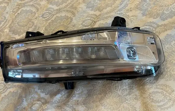 Ford Mustang VI Front fog light JR3B13200B JR3B13200A