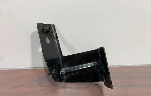 Alfa Romeo Stelvio Bracket in trunk/boot B42270