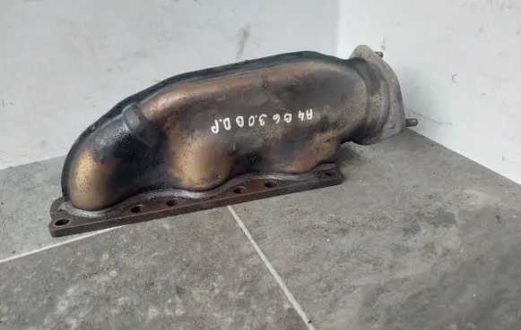 Audi A4 S4 B6 8E 8H Exhaust manifold