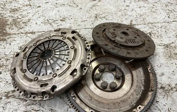 Volkswagen Golf Sportsvan Clutch set kit 03C105269P 03C141031D 04E141026B