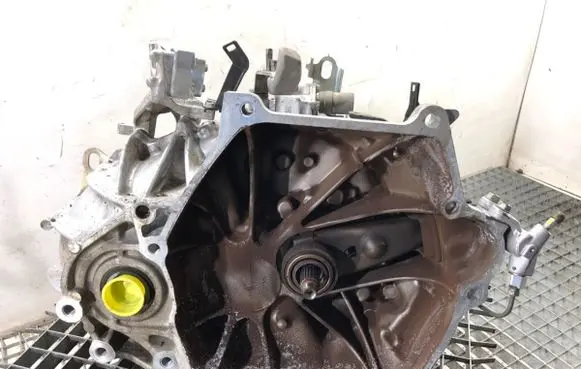 Honda HR-V Manual 5 speed gearbox S3RM
