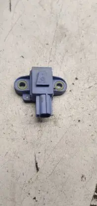 Volkswagen Golf Plus Airbag deployment crash/impact sensor 1k0955557A