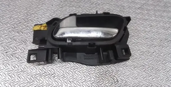 Citroen C3 Picasso Rear door interior handle 9683446877