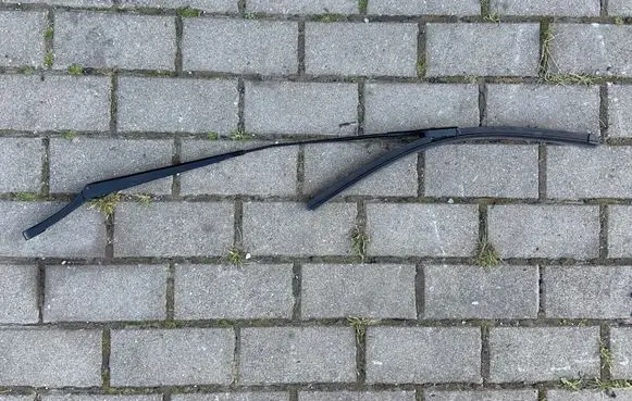 Audi Q5 SQ5 Windshield/front glass wiper blade 8R1955408B