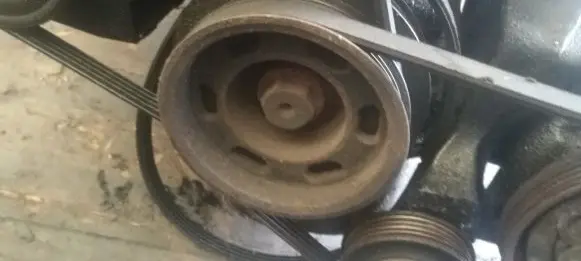 Nissan Almera Crankshaft pulley