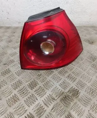 Volkswagen Golf V Rear/tail lights 1K6945096E 028490202A A00098177