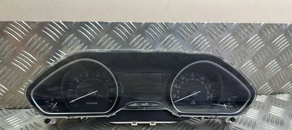 Peugeot 208 Speedometer (instrument cluster) 9813849080