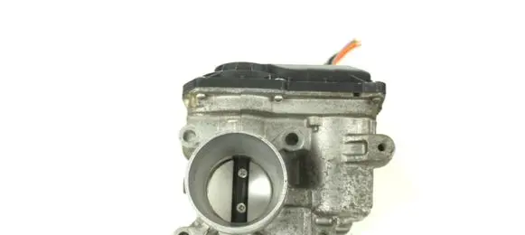 Renault Clio III Throttle body valve 8200568712C